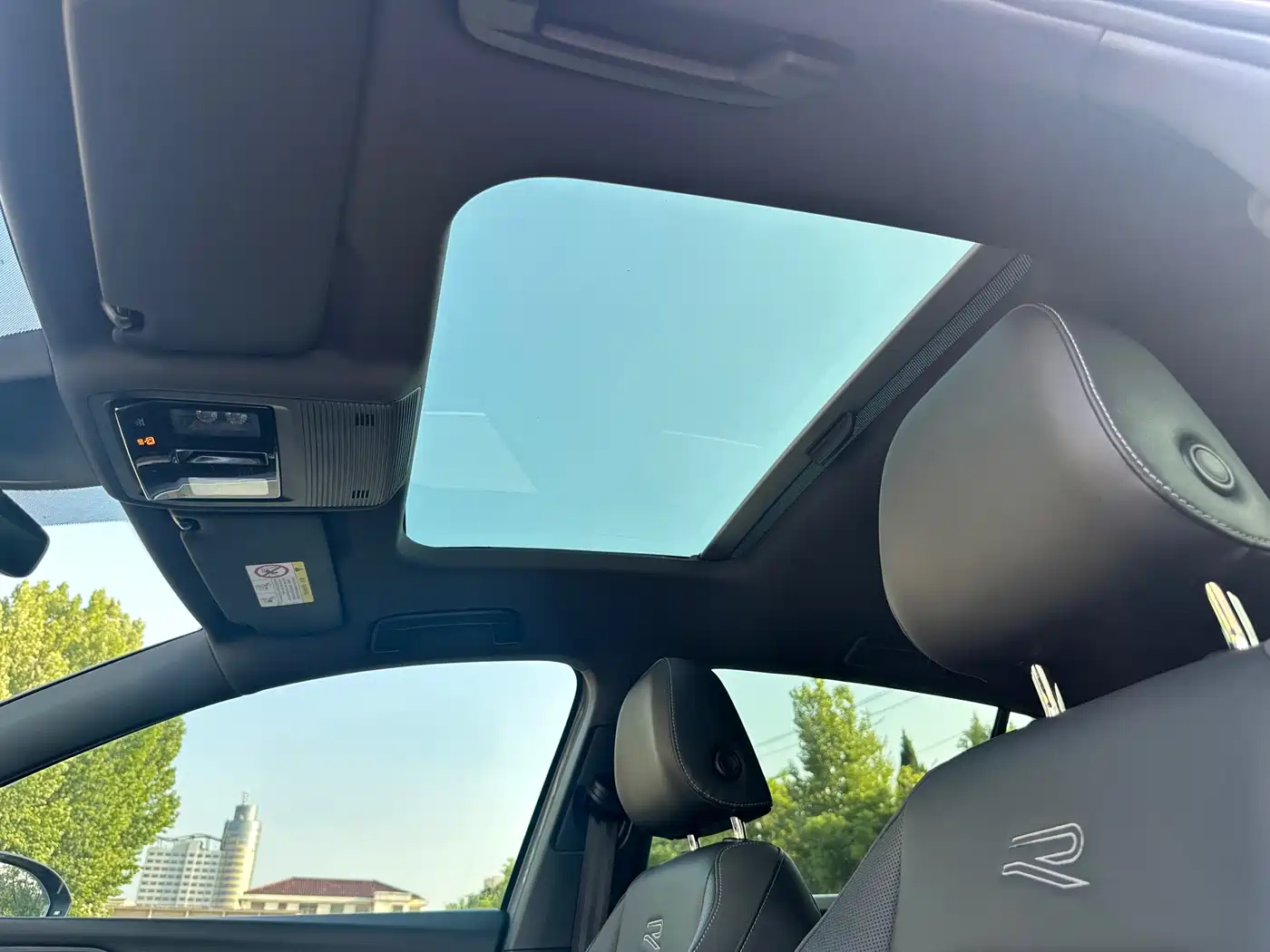 Volkswagen Golf 2021 280TSI DSG R-Line фото 12