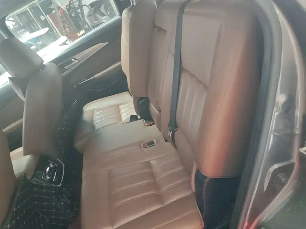 Changan CS95 2017 2017 2.0T AWD Zhijin Edition