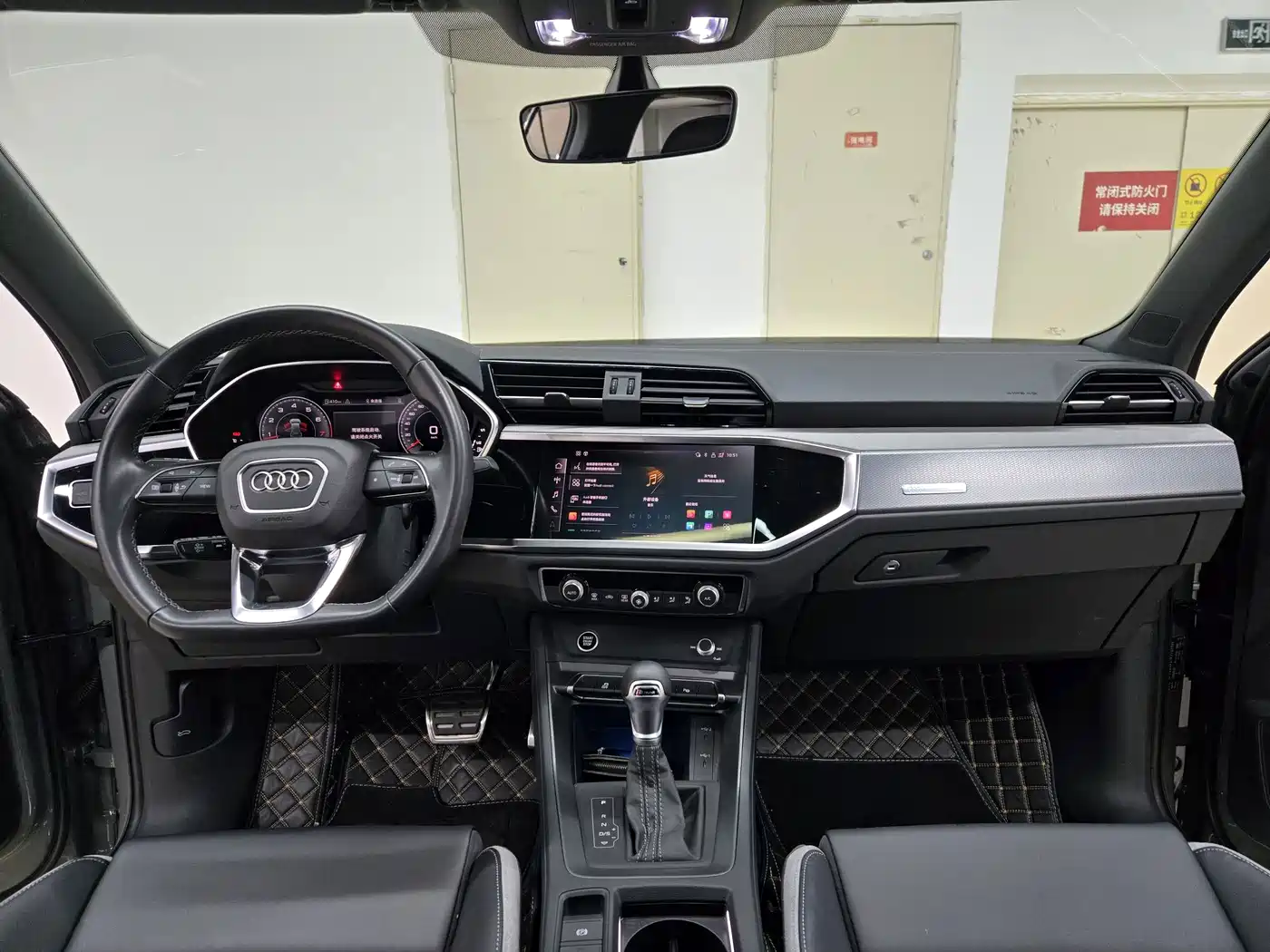 Фото 5 - Audi Q3