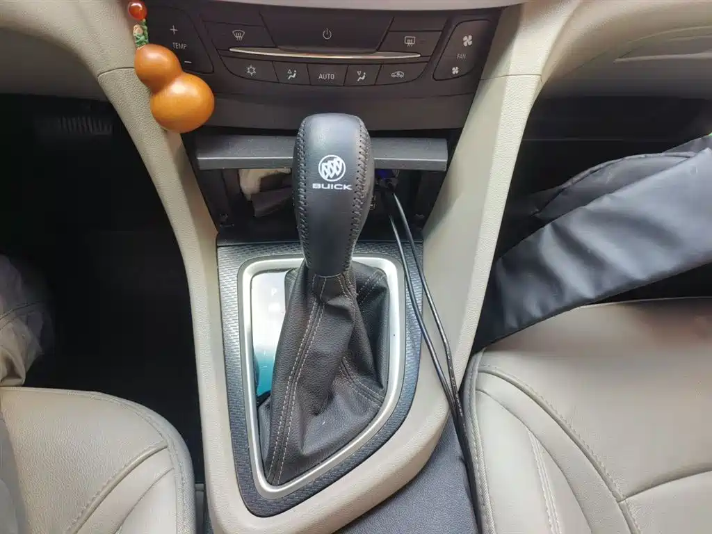 Buick Excelle 2019 15T DCT Connected Elite (China V) фото 10