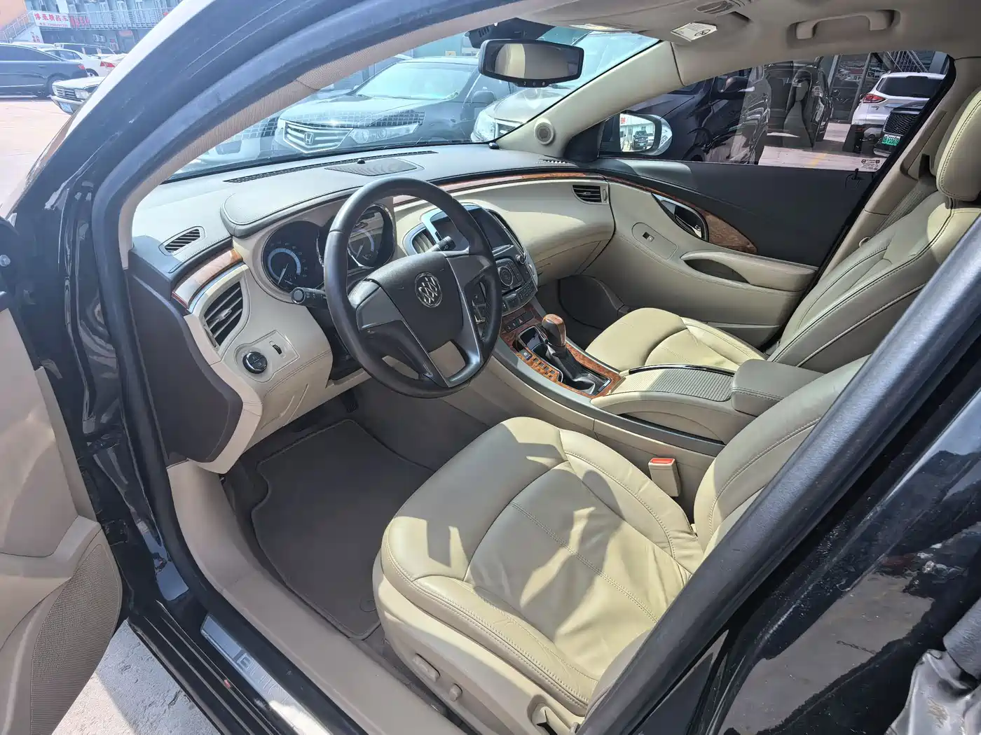 Buick LaCrosse 2012 2.4L SIDI Elegance Edition фото 7