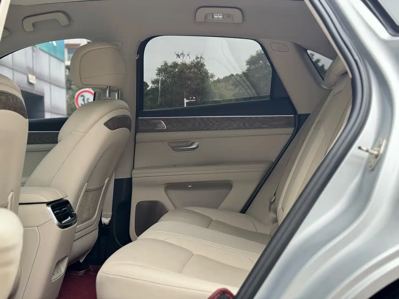 AITO Wenjie AITO M5 2022 2022 Extended Range AWD Performance Edition