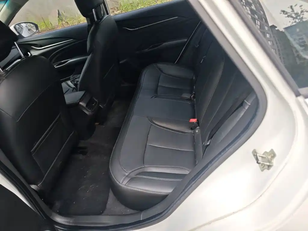 Фото 17 - Buick Excelle