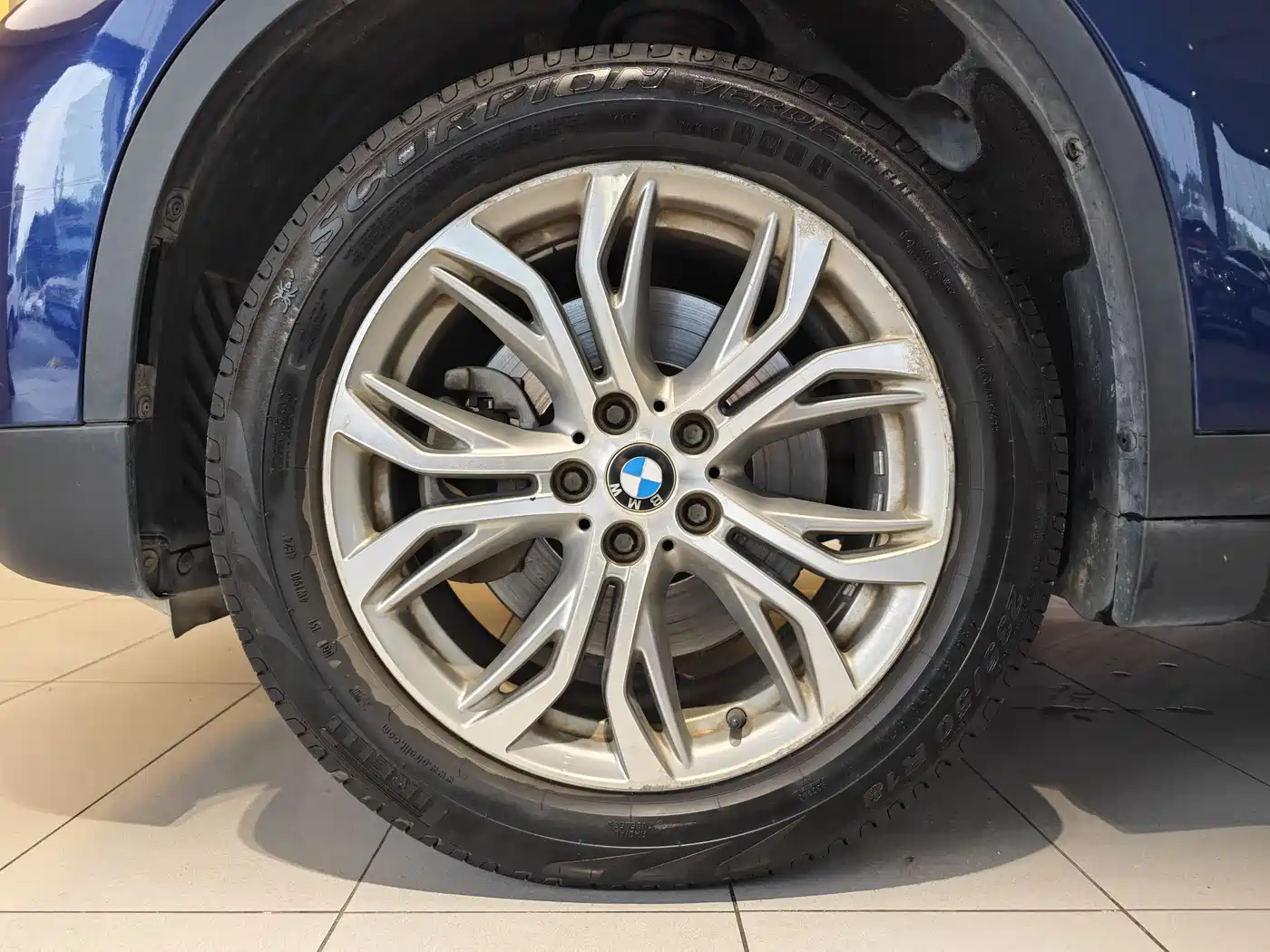 BMW X1 2019 sDrive20Li Leading Model фото 5