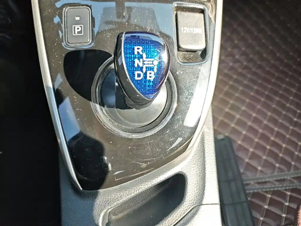 Toyota Levin Twin Engine E+ 2019 1.8PH GS E-CVT Elite Edition фото 10