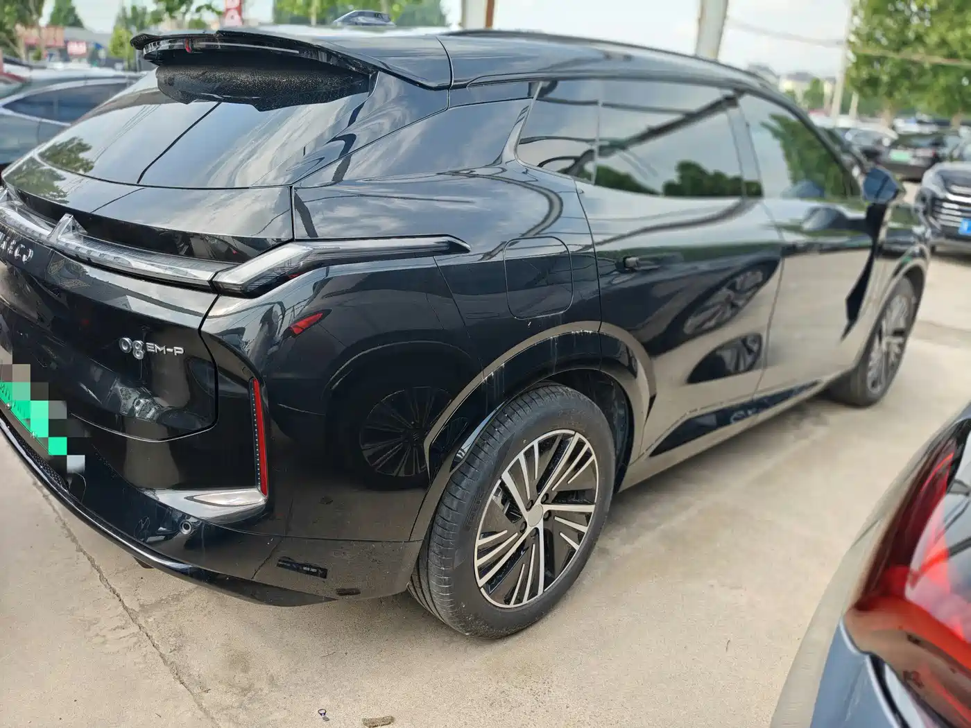 Lynk & Co 08 EM-P 2024 120km Long Range Plus фото 7