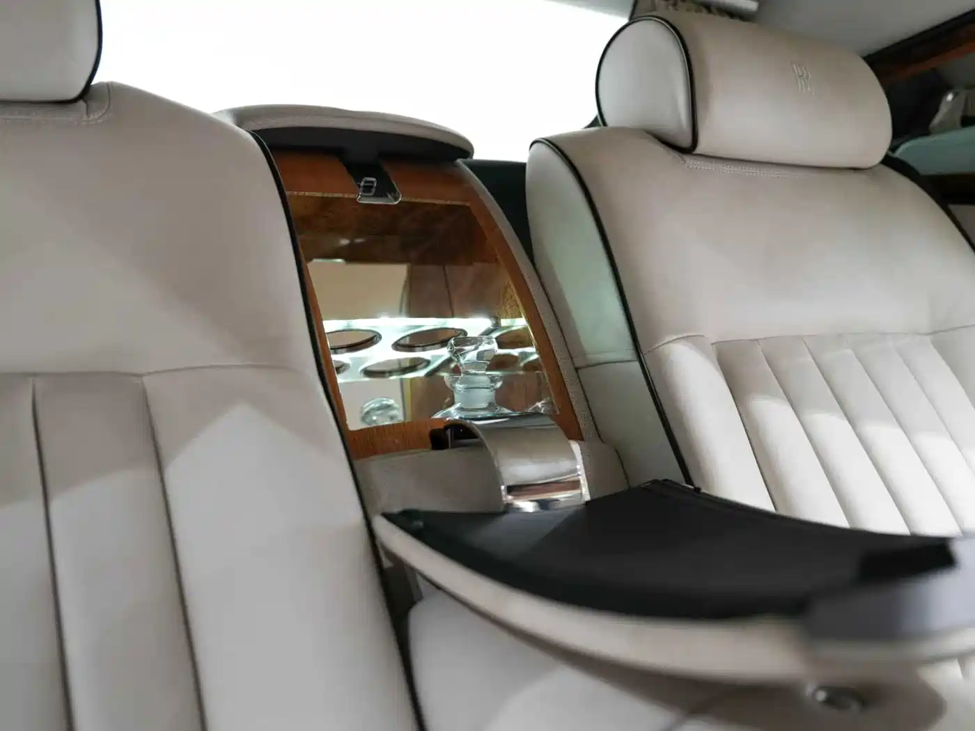 Rolls-Royce Phantom 2011 2006 6.7L Extended Wheelbase EWB