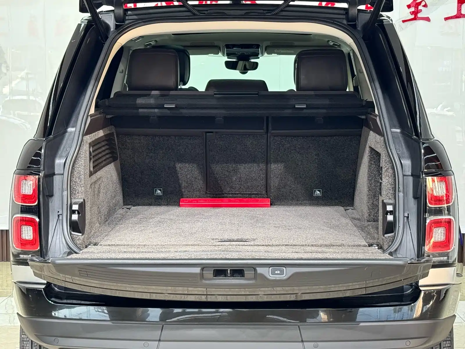 Фото 21 - Land Rover Range Rover