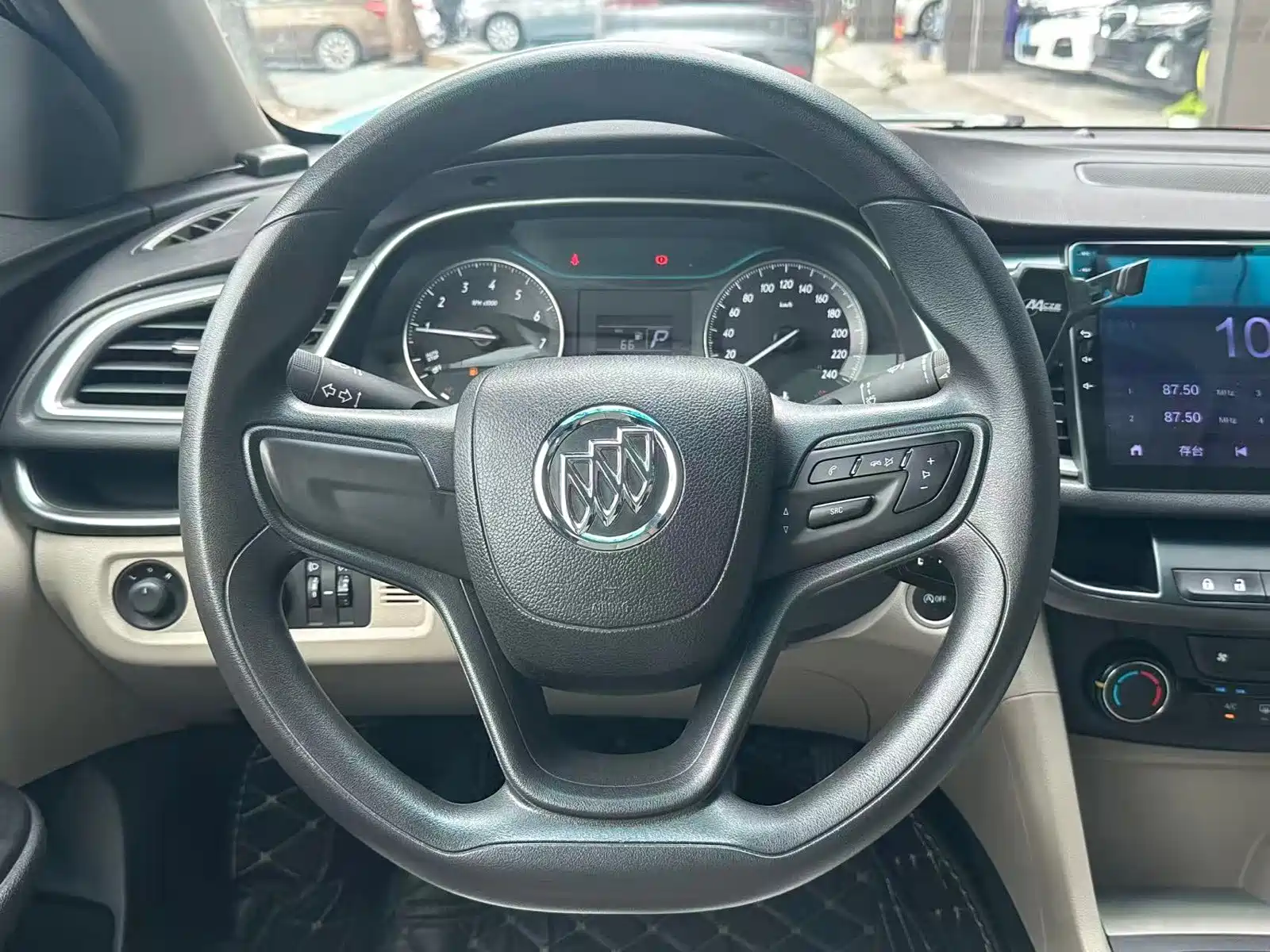 Photo 12 - Buick Excelle