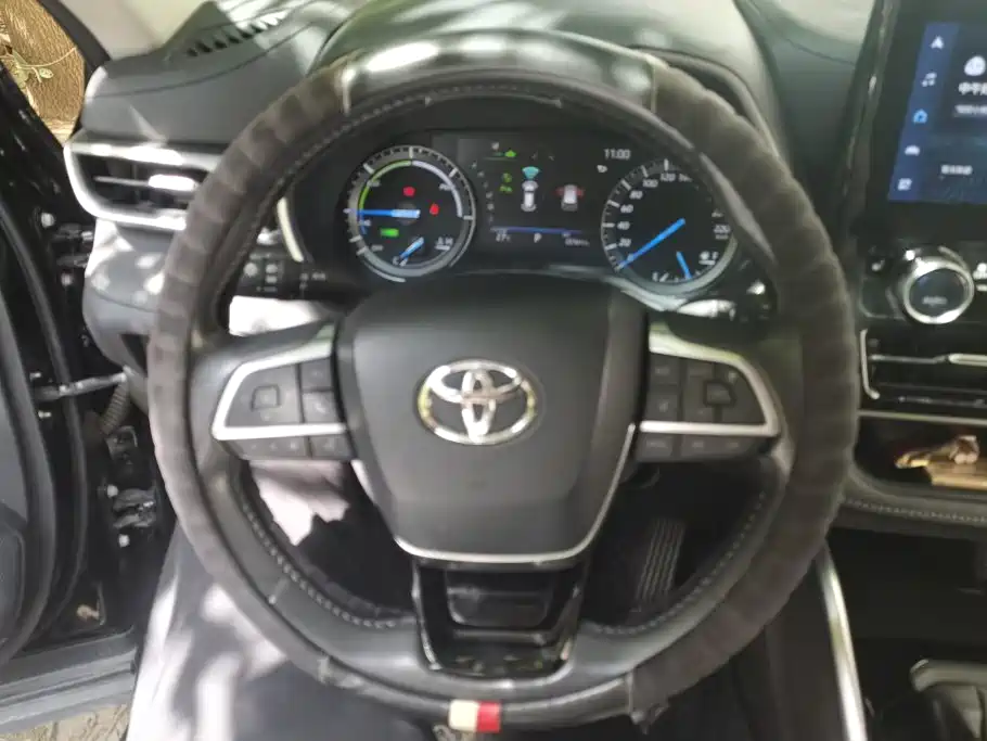Toyota Highlander 2023 2022 Model Dual Engine 2.5L 4WD Premium Edition 7-Seater