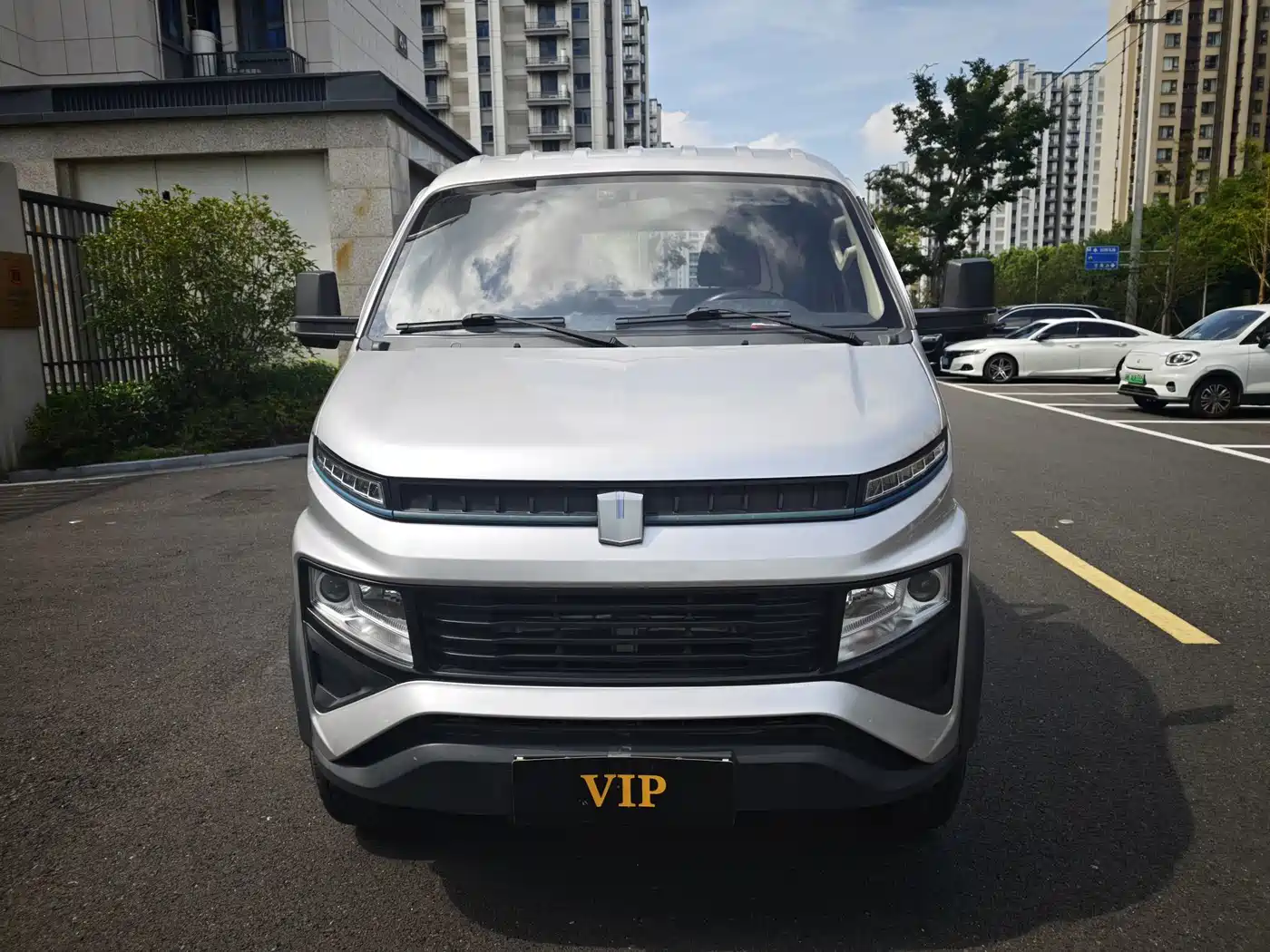 Yuan Cheng Farizon Star Enjoy F1E 2024 2023 Flatbed Truck CATL 41.86kWh