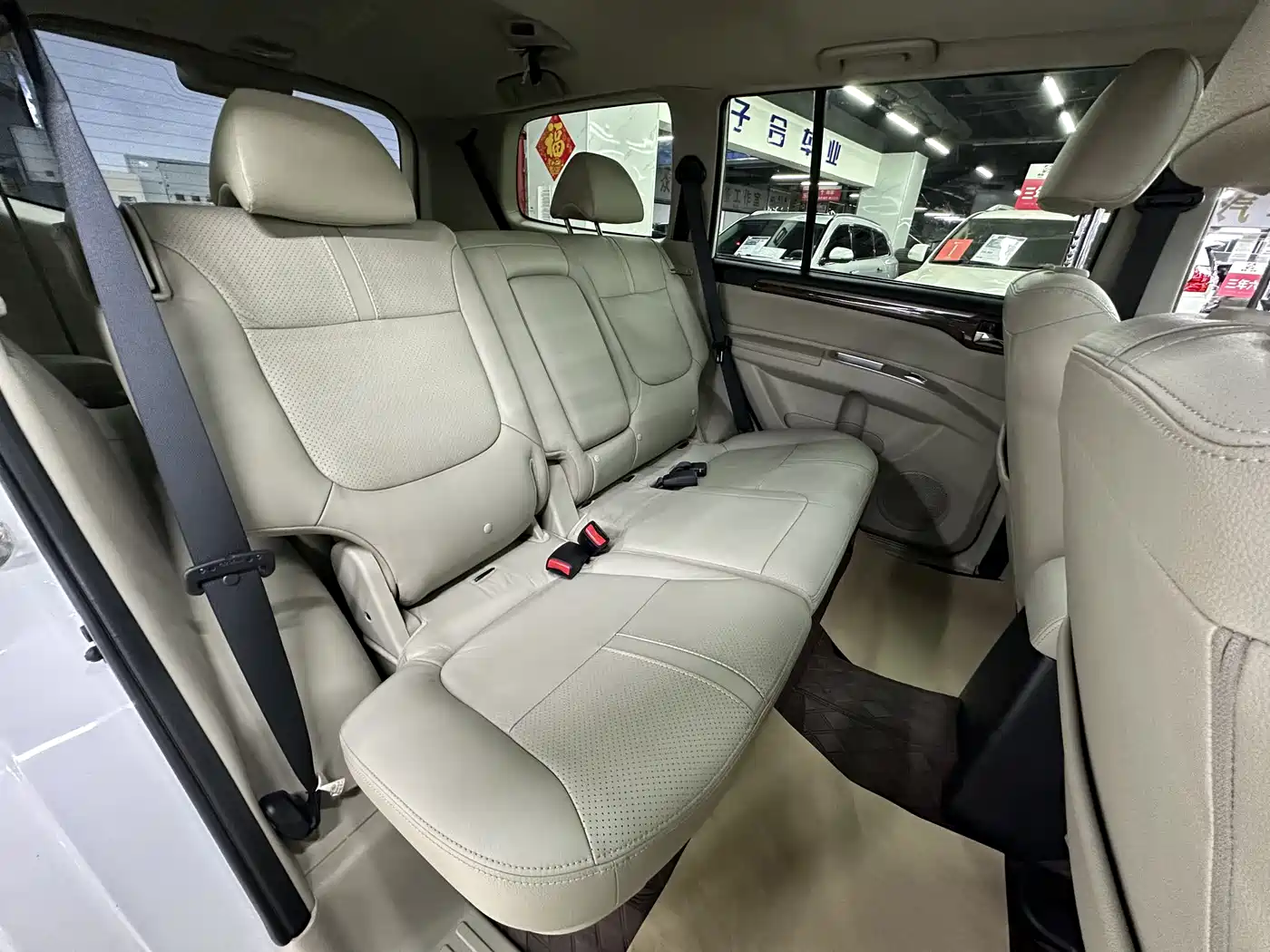 Mitsubishi Pajero Sport 2013 3.0L Automatic 4WD Flagship фото 13