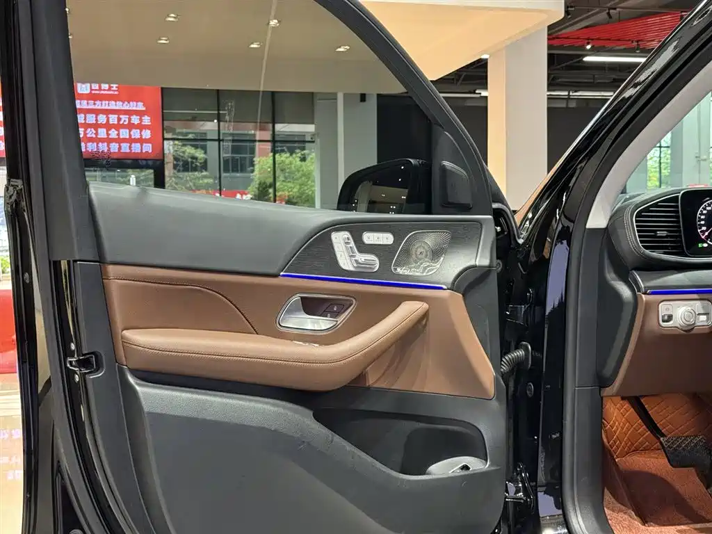 Mercedes-Benz GLE 2024 GLE 450 4MATIC Luxury фото 7