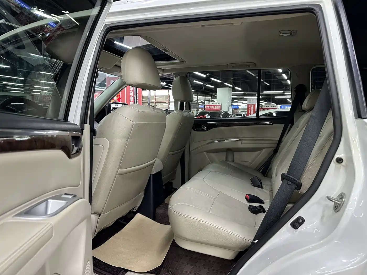 Mitsubishi Pajero Sport 2013 3.0L Automatic 4WD Flagship фото 16