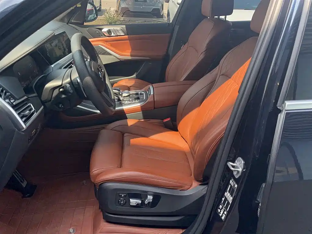 BMW X7 2022 xDrive40i Exclusive M Sport Package фото 18