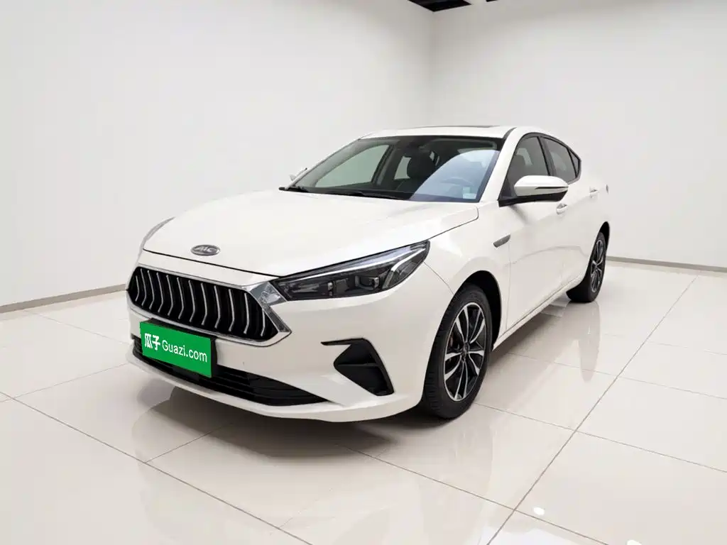 JAC Motors JAC J7 2019 2020 1.5T CVT Surpass Type