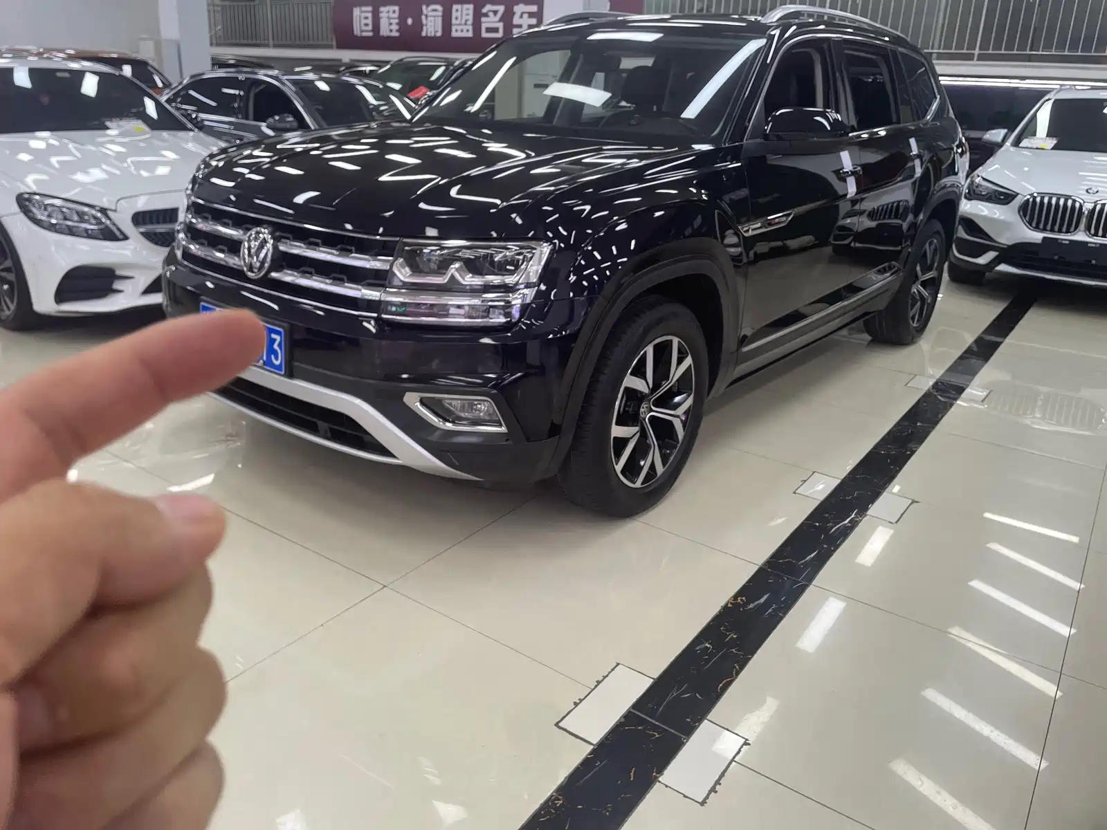 Photo 1 - Volkswagen Teramont