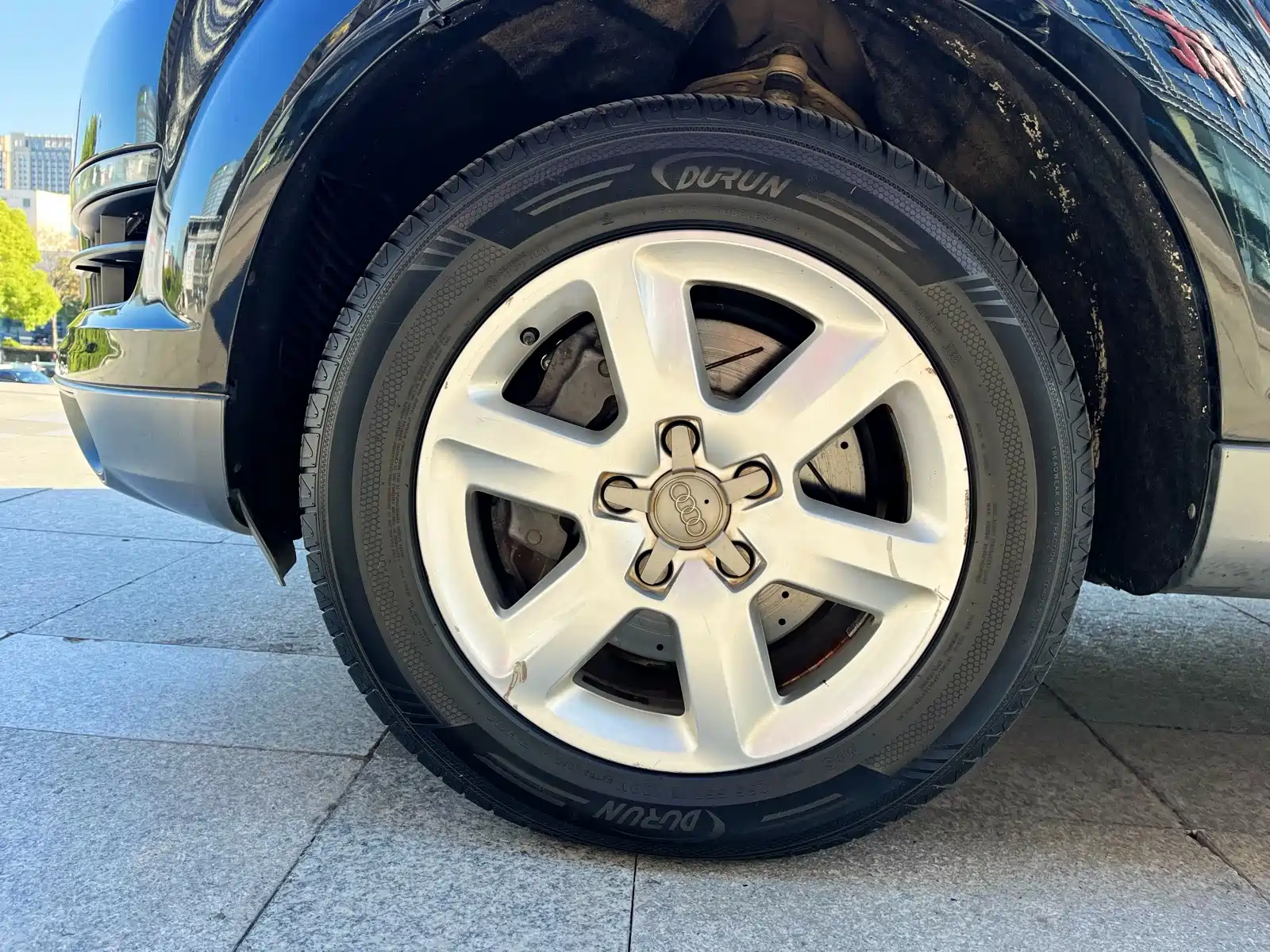 Фото 13 - Audi Q7