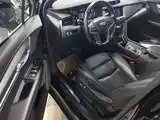 Photo 16 - Cadillac XT5