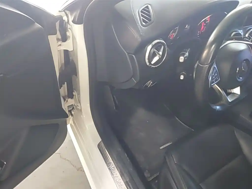 Mercedes-Benz CLA (Import) 2015 2014 CLA 260 4MATIC