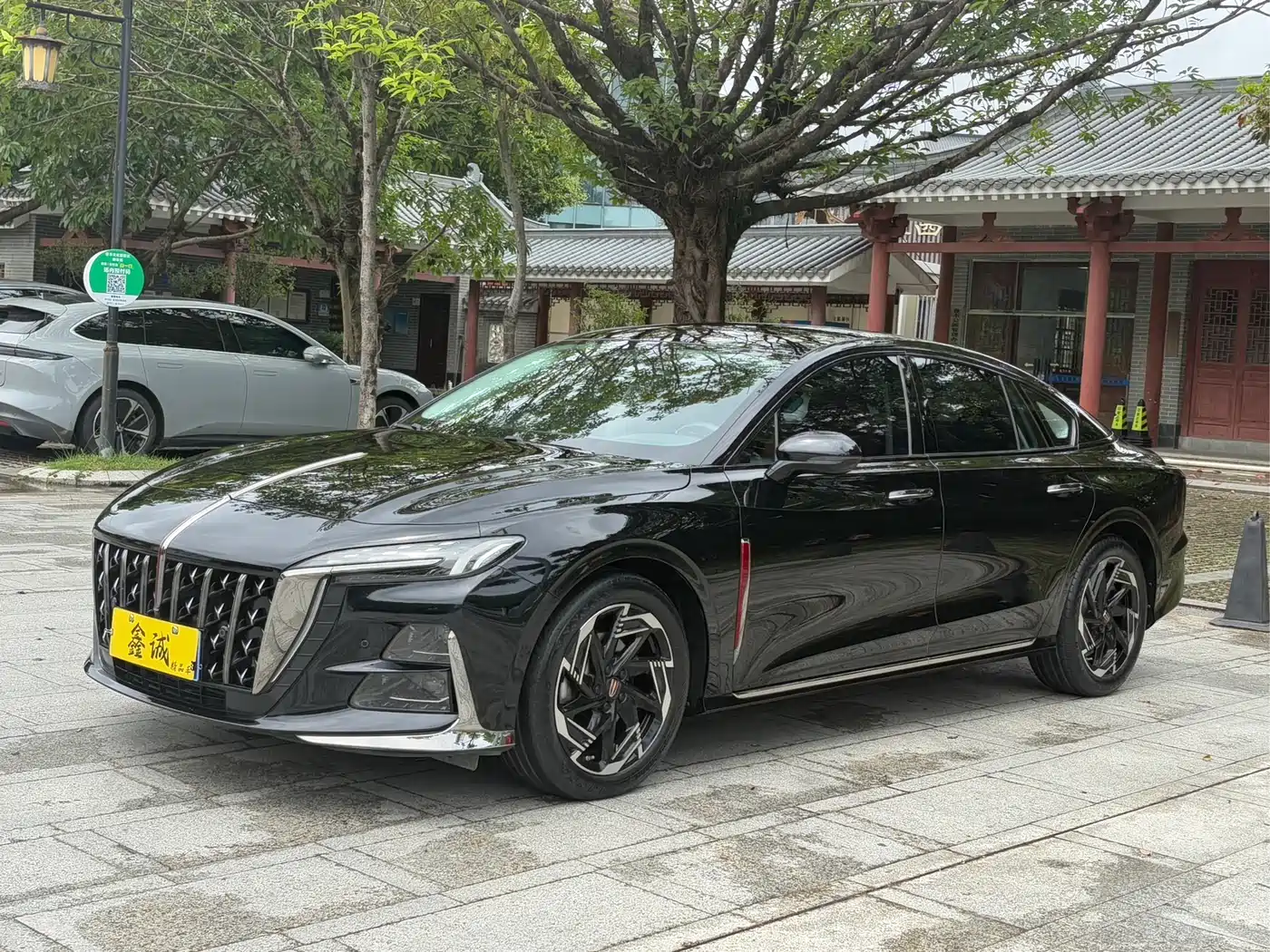 Hongqi H6 2023 2.0T Comfort Edition