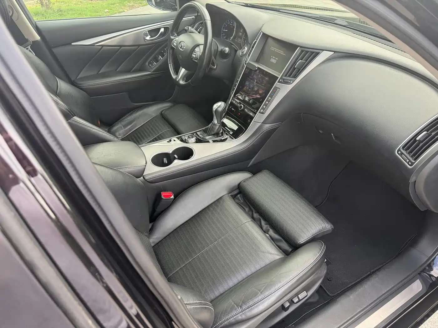 Infiniti Q50L 2015 2015 2.0T Sport