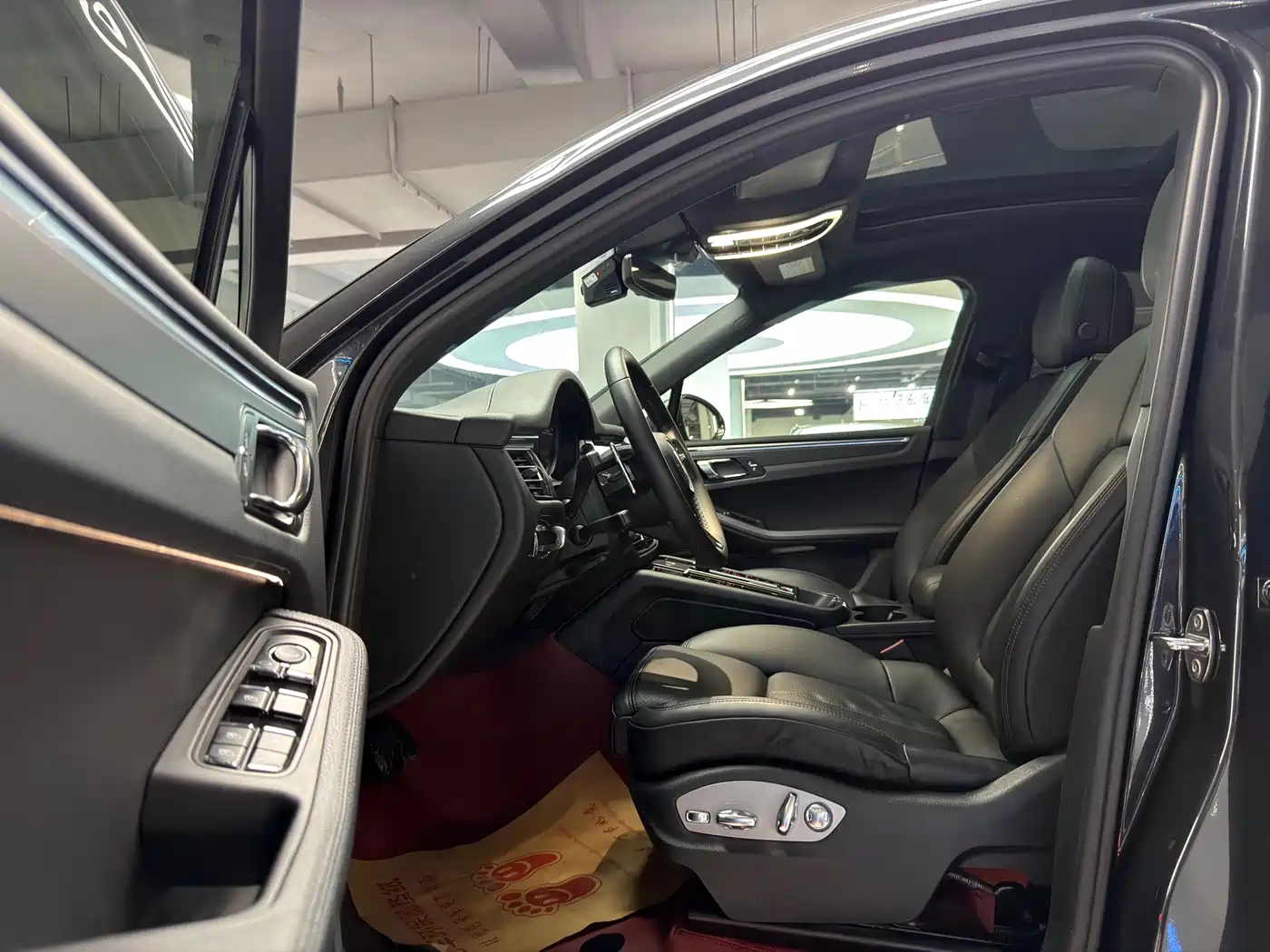 Porsche Macan 2022 Macan 2.0T фото 7
