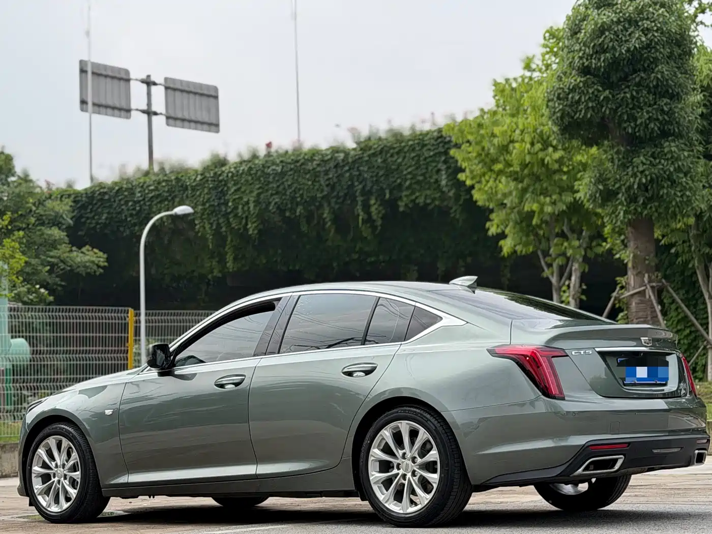 CADILLAC CT5