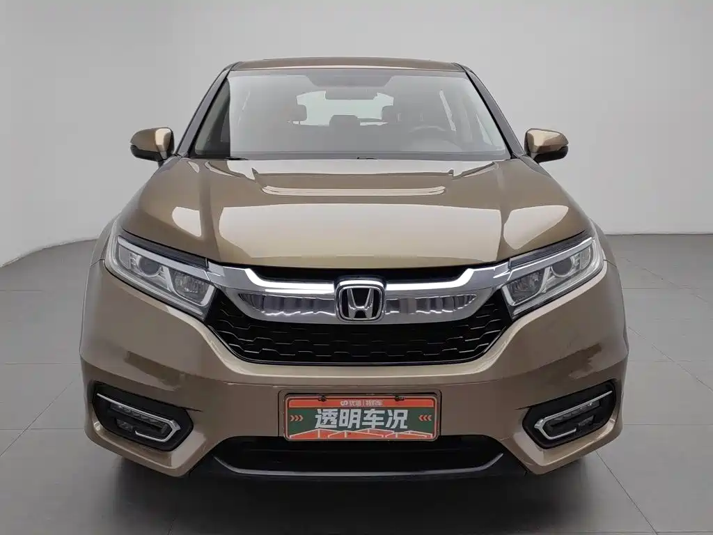 Фото 3 - Honda Avancier