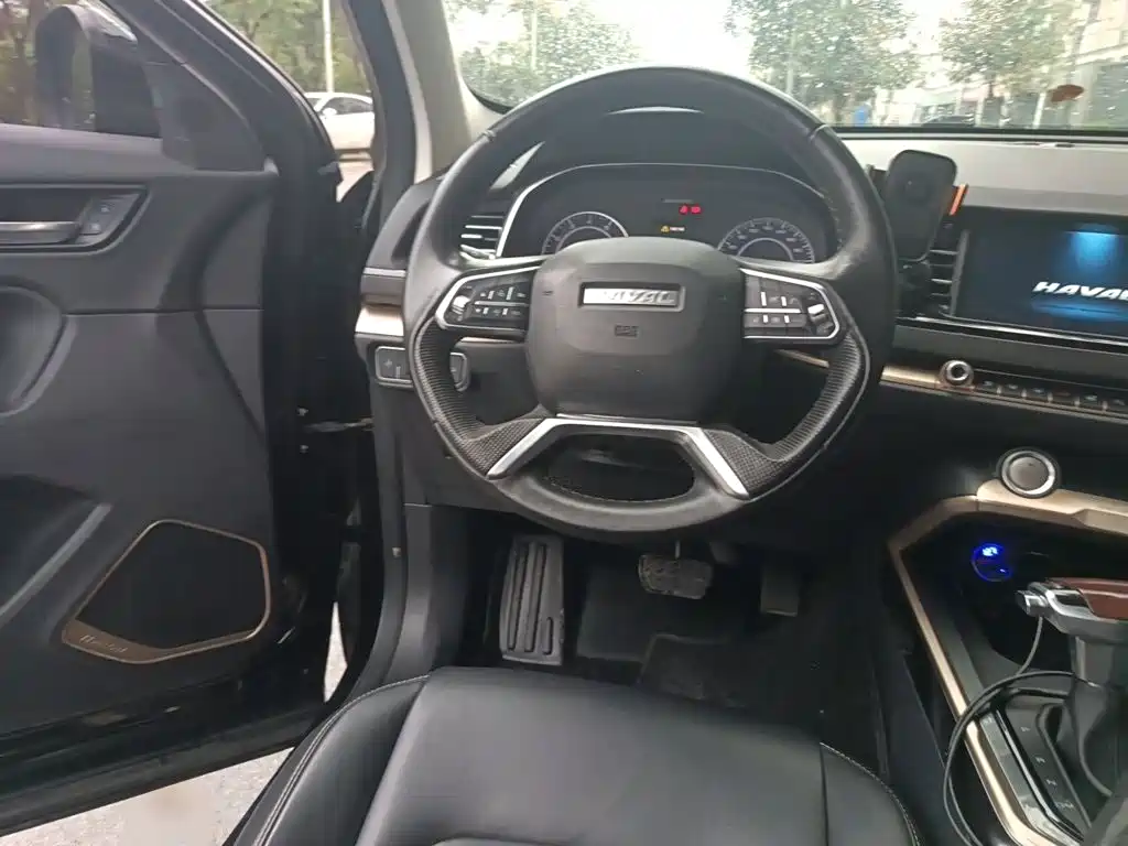 Photo 6 - Haval H6