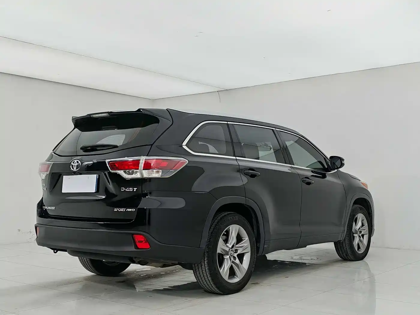 TOYOTA HIGHLANDER