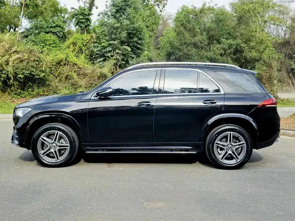 Mercedes-Benz GLE 2021 GLE 450 4MATIC Fashion фото 4