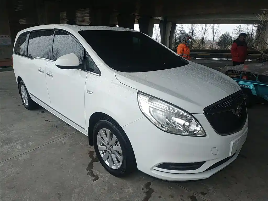 Buick GL8 2018 28T Premium Model China VI фото 23