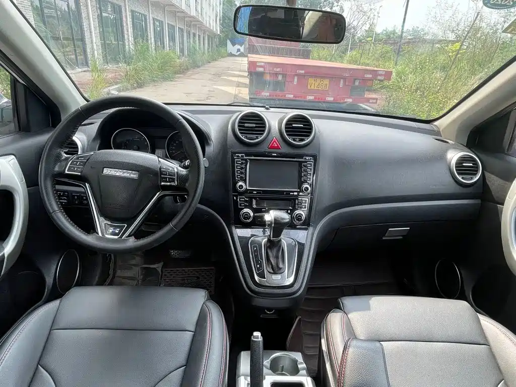 Photo 9 - Haval H6