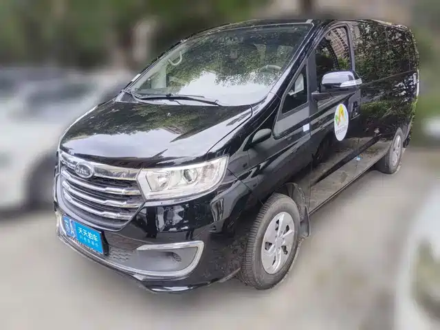 JAC Refine M3 2024 PLUS 2.0L HEV Comfort Edition — фото 1