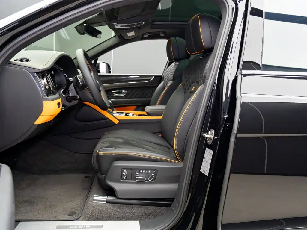 Bentley Bentayga 2025 2024 4.0T V8 S Gloss Black Edition