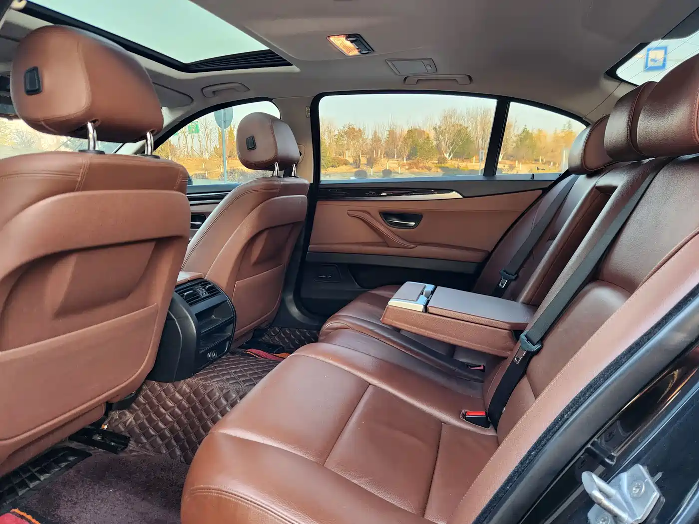 BMW 5 Series 2014 525Li Leading фото 14