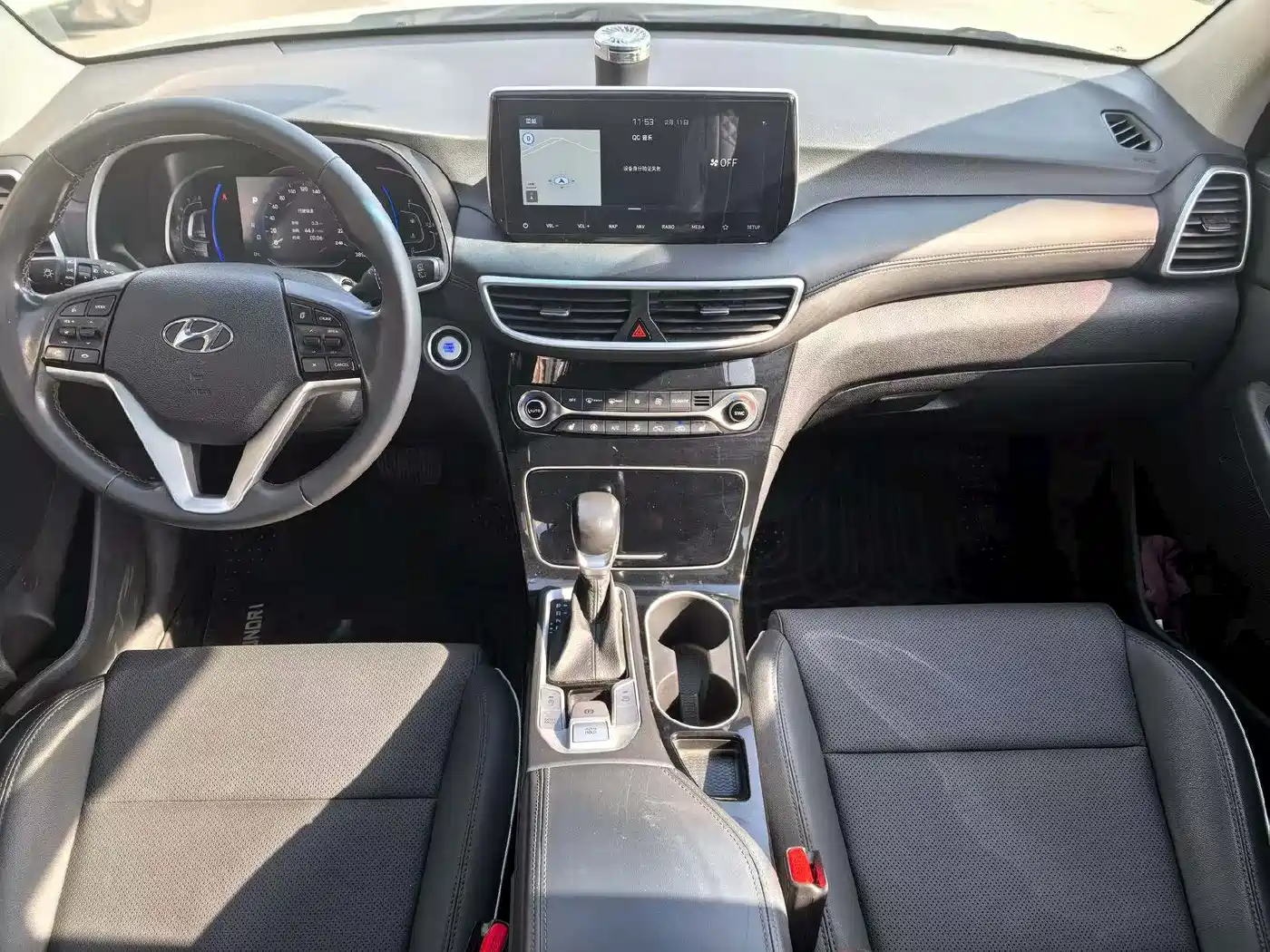 HYUNDAI TUCSON