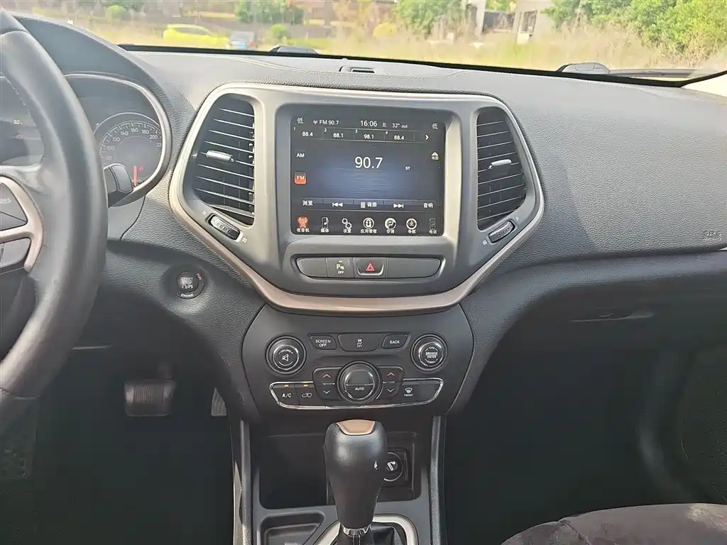 Jeep Cherokee 2016 2016 2.0L Leading Edition