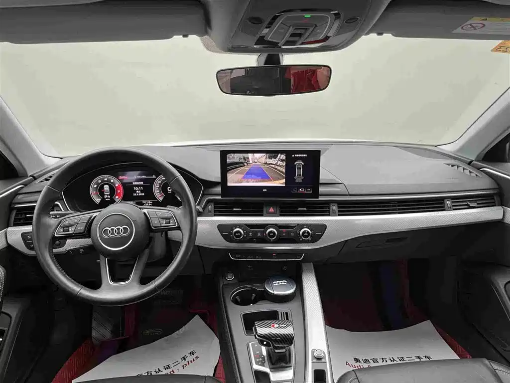 Photo 6 - Audi A4L