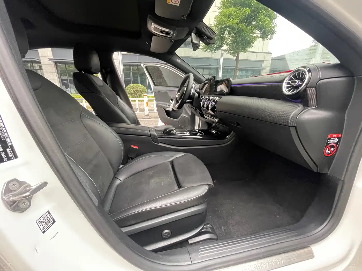 Mercedes-Benz A-Class 2020 Facelift A 200 L Sport Sedan Dynamic фото 5
