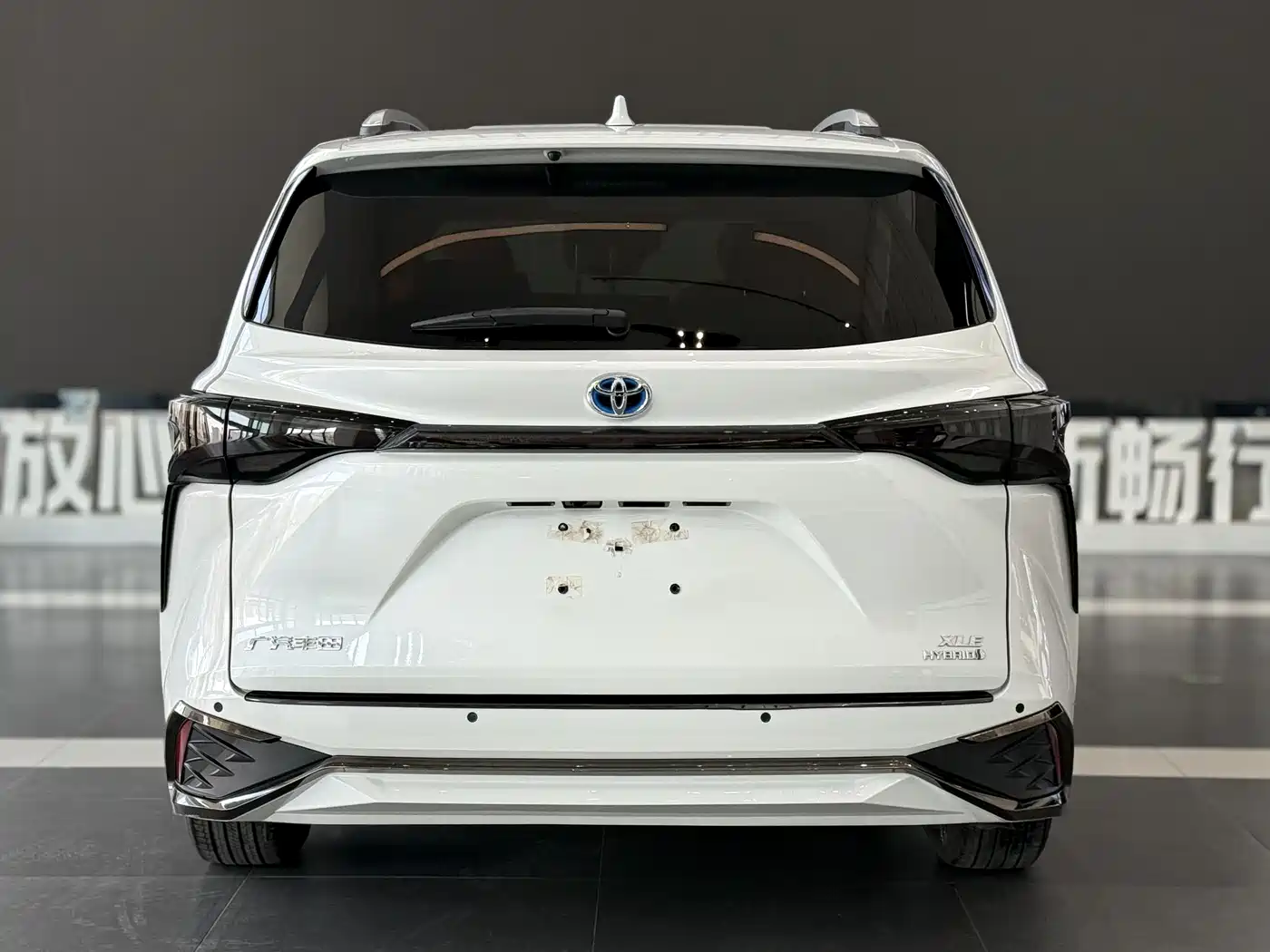 Toyota Sienna 2021 2.5L Hybrid Comfort Edition фото 6