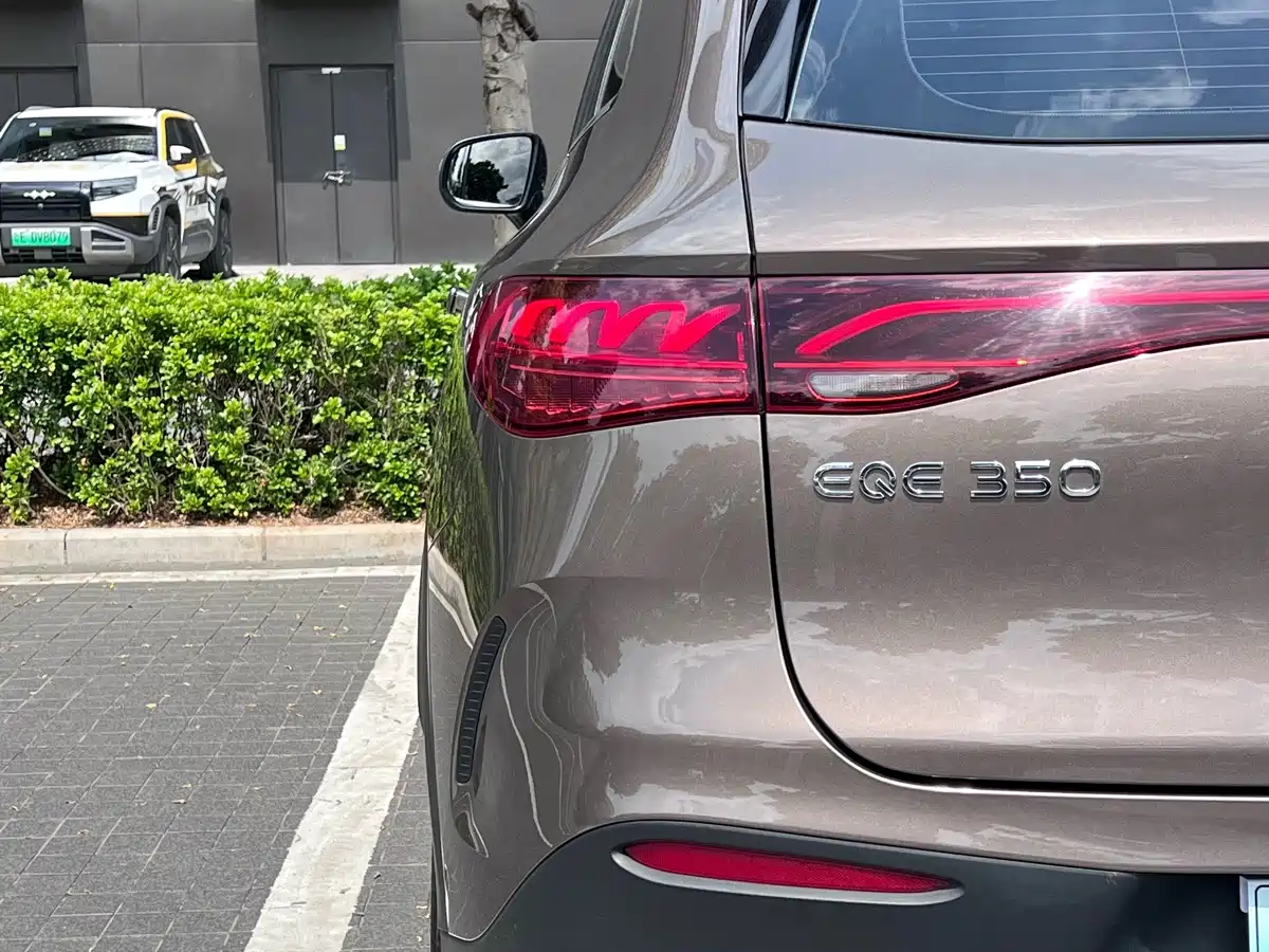 Mercedes-Benz EQE SUV 2023 2023 350 4MATIC Luxury Edition