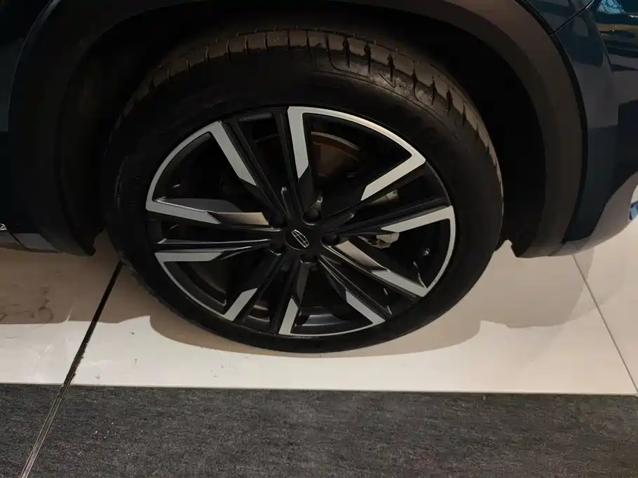 GEELY AUTOMOBILE XINGYUE L