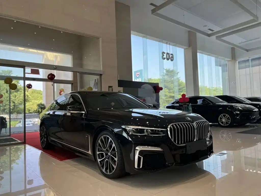 BMW 7 Series 2021 2021 Model 740Li Leading M Sport Package