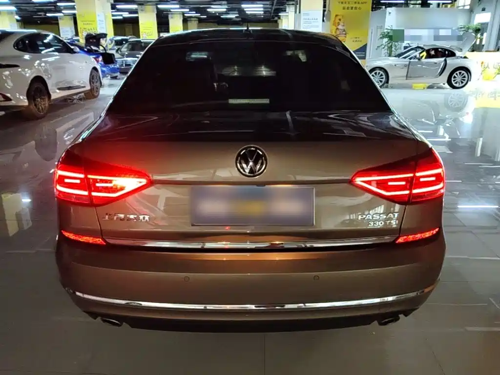 Фото 6 - Volkswagen Passat