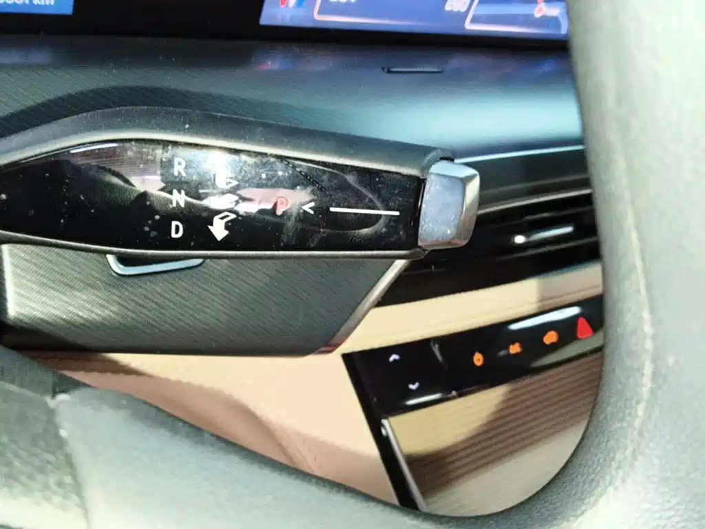 Photo 14 - Buick GL8