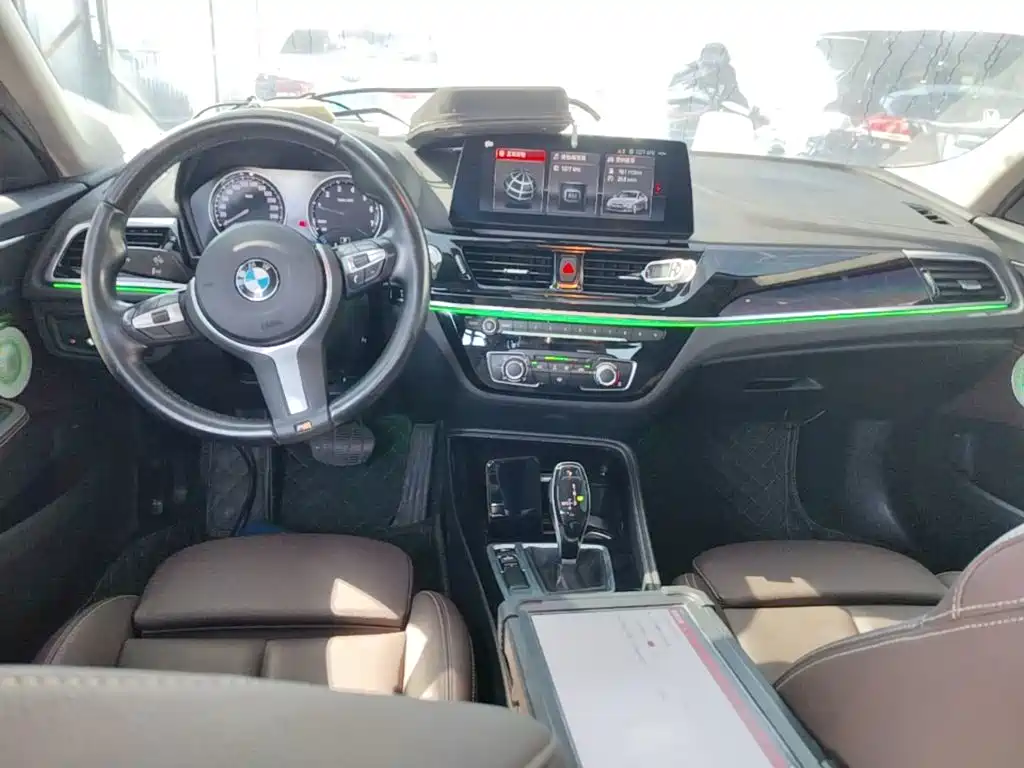 BMW 1 Series 2023 2023 120i M Sport Shadow Edition