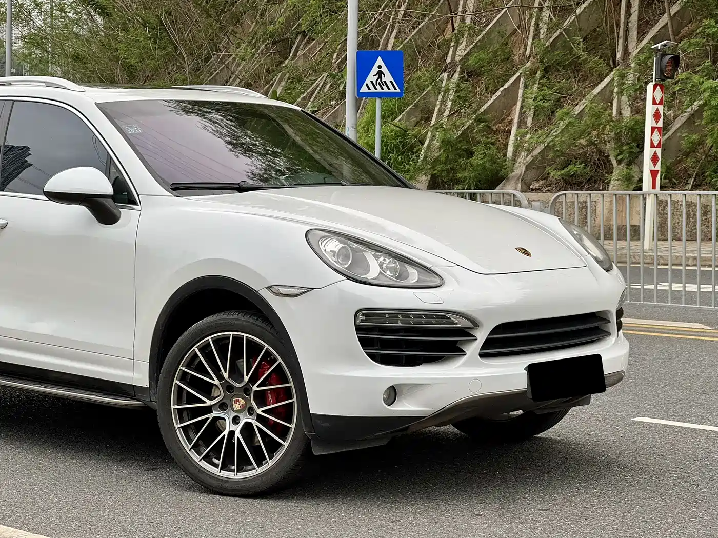 Porsche Cayenne 2011 Cayenne 3.0T фото 4