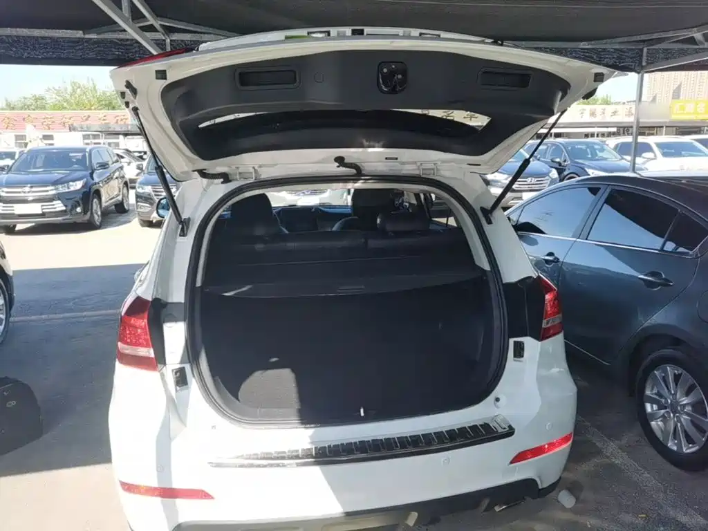 Haval H2 2015 2016 Red Label 1.5T Automatic 2WD Elite